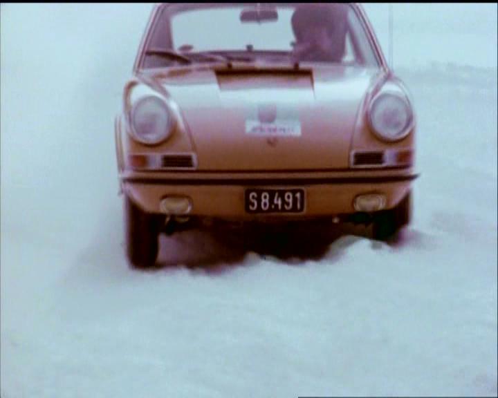 Name:  Rindt im Porsche (3).JPG
Views: 704
Size:  28.5 KB