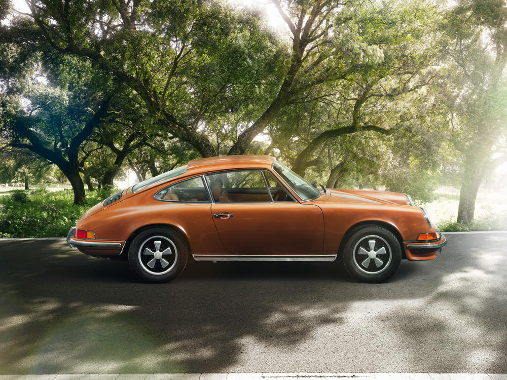 Name:  73_911S_Coupe_Brown.jpg
Views: 179
Size:  205.1 KB