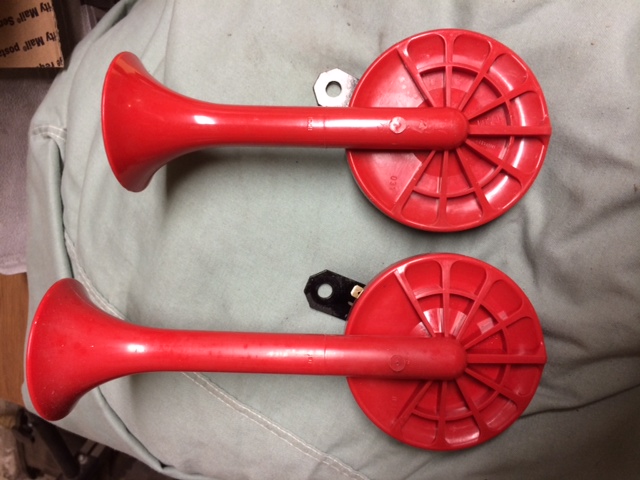 Name:  horn2.JPG
Views: 650
Size:  111.7 KB