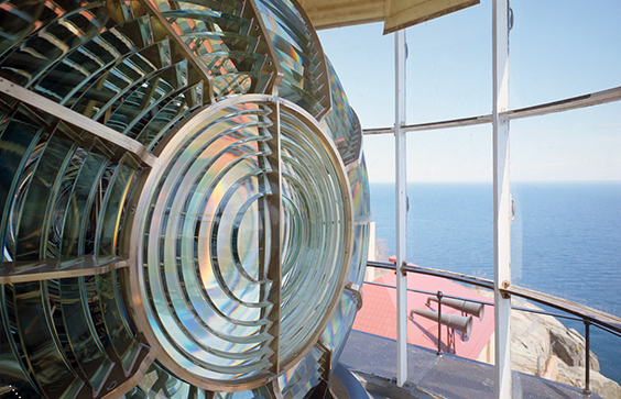 Name:  fresnel-lens-split-rock-lighthouse-new.jpg
Views: 421
Size:  270.0 KB