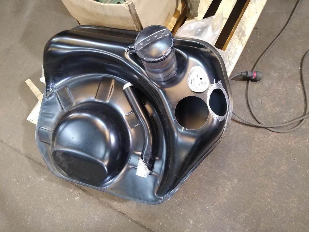 Name:  Fuel tank 65L rallye 6.jpg
Views: 885
Size:  99.2 KB