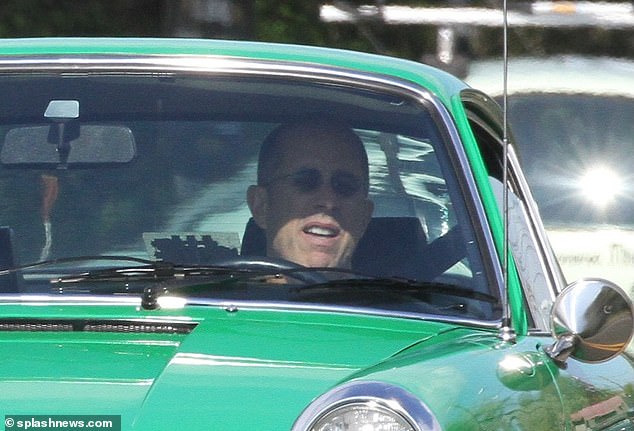 Name:  Jerry_Seinfeld 2.2L 911S 3.jpg
Views: 890
Size:  61.7 KB