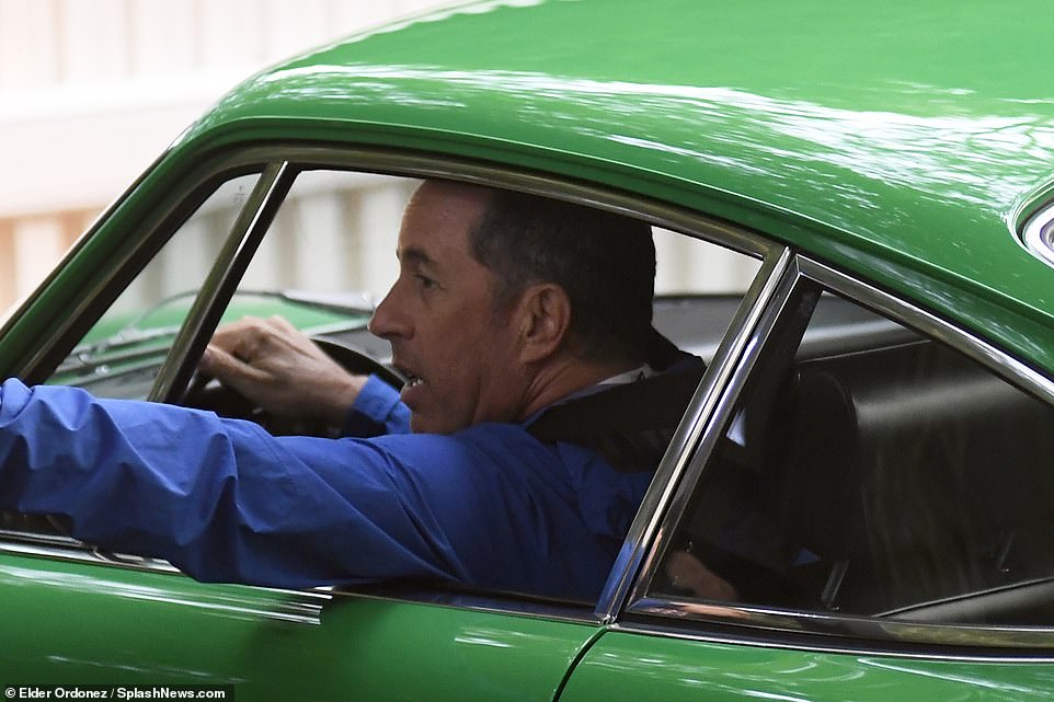 Name:  Jerry_Seinfeld 2.2L 911S 8.jpg
Views: 876
Size:  105.5 KB
