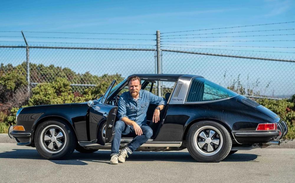 Name:  1972_porsche_911t-targa_Ewan McGregor 1.jpg
Views: 716
Size:  103.2 KB