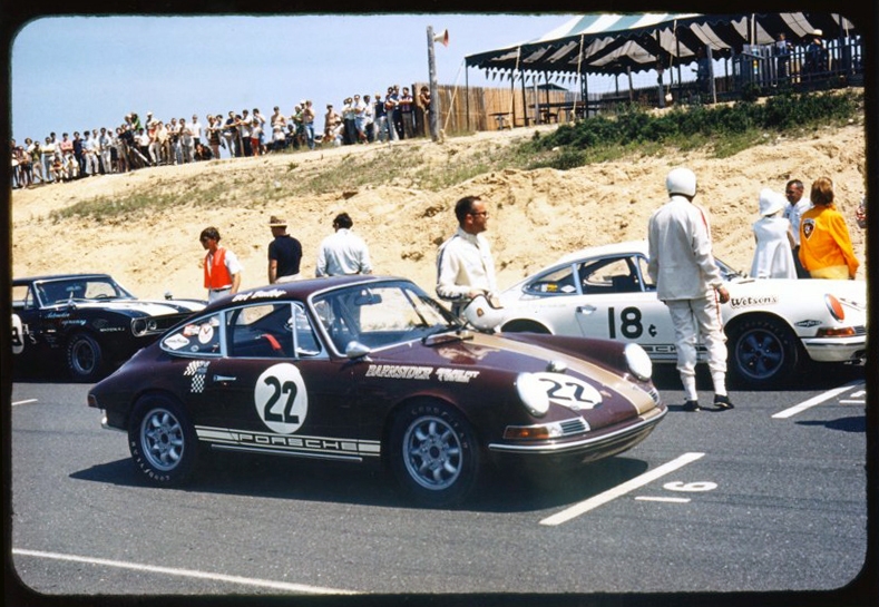 Name:  1968-06-23_01_porsche-911l-bridgehampton-trans-am.jpg
Views: 1297
Size:  373.7 KB