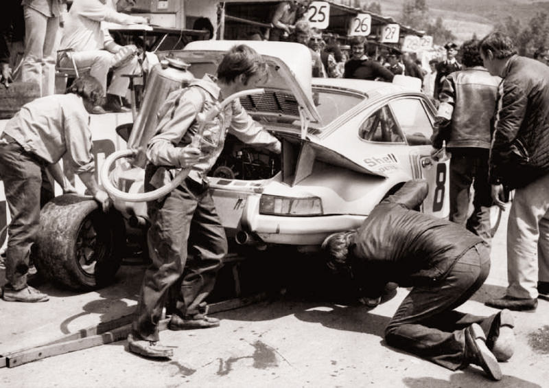 Name:  TF-1973 porsche  pit stop.jpg
Views: 689
Size:  124.3 KB