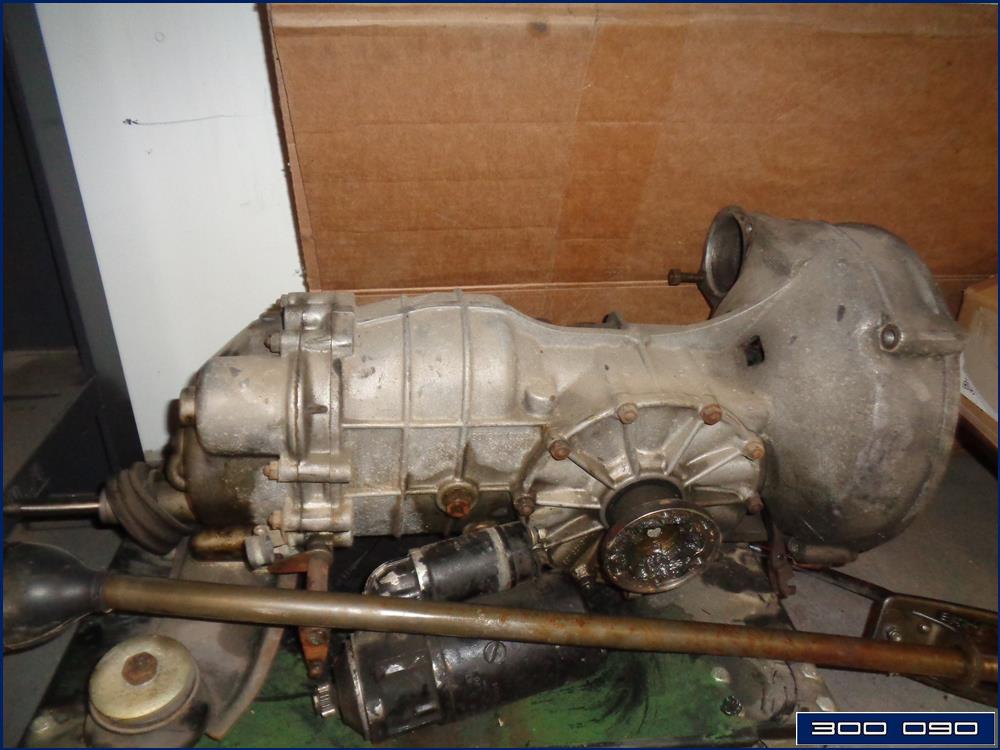 Name:  300090-gearbox-03.jpg
Views: 899
Size:  87.6 KB