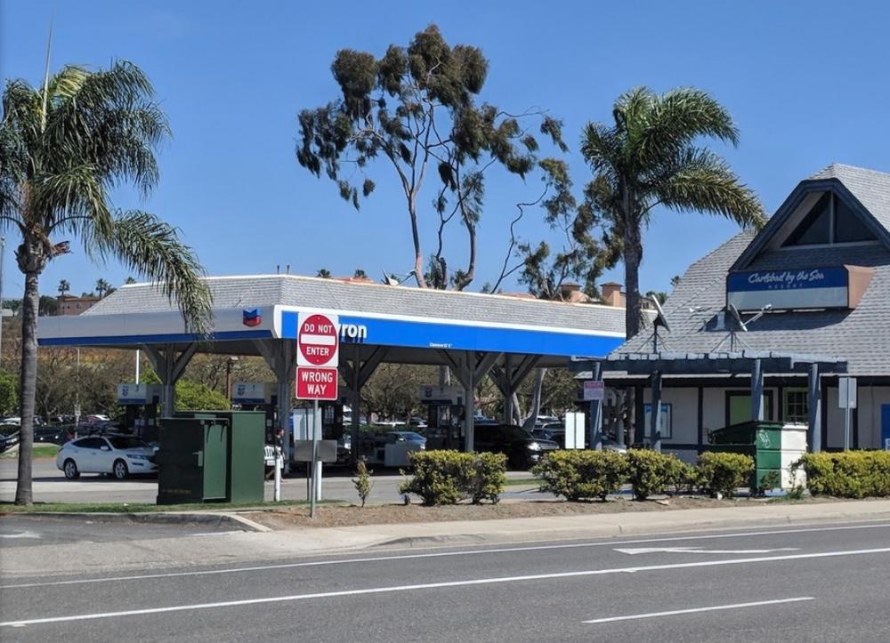 Name:  Chevron Station.jpg
Views: 708
Size:  121.0 KB