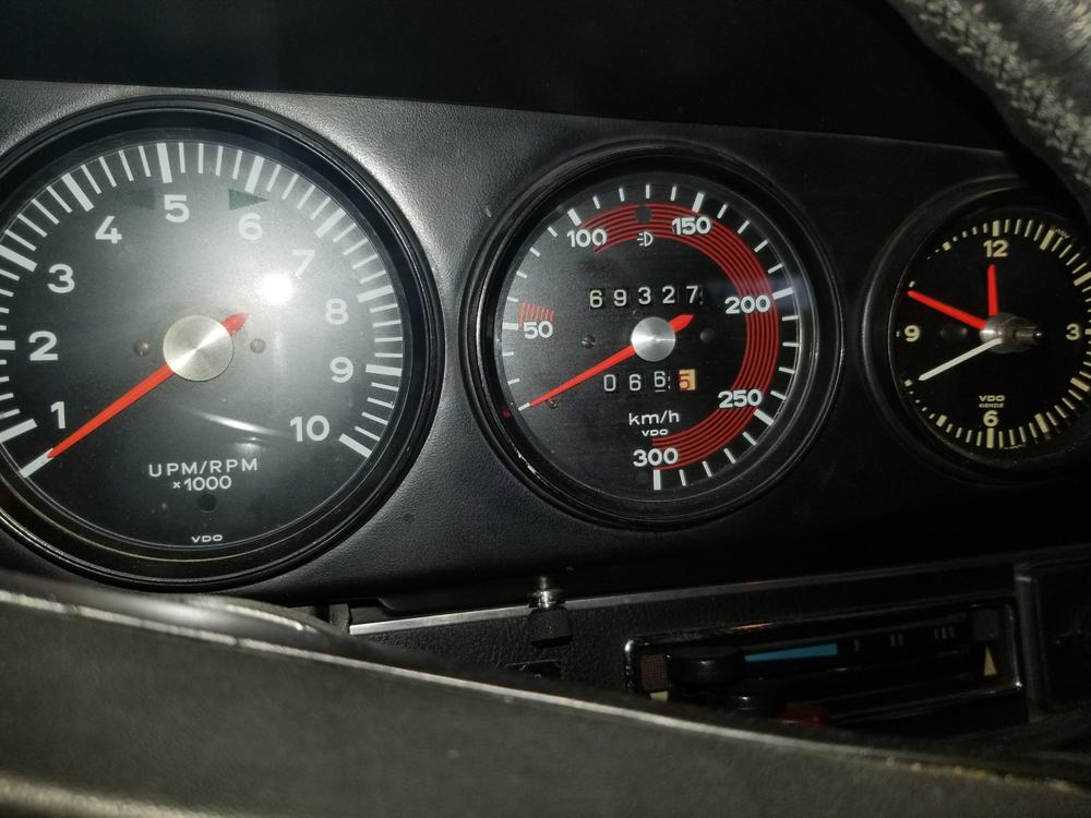 Name:  1973 Porsche 911 RS Japanese Speedometer_04.13.21.jpg
Views: 404
Size:  86.4 KB