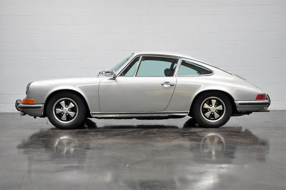 Name:  1970-porsche-911t-coupe.jpg
Views: 755
Size:  65.2 KB