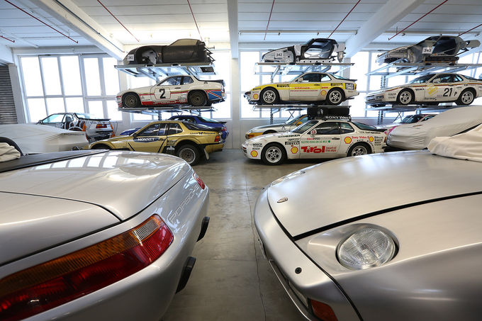 Name:  Porsche-Museumslager-fotoshowImage-ea9bdc00-743980.jpg
Views: 464
Size:  81.6 KB