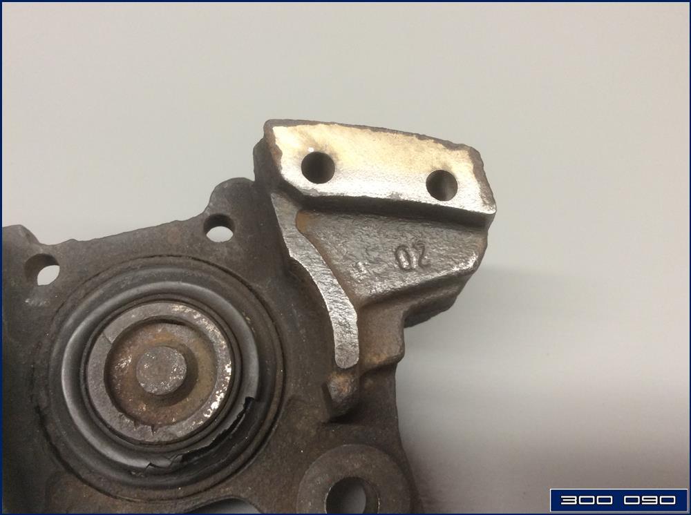 Name:  300090-rearBrakeCalipers-05.jpg
Views: 1029
Size:  65.9 KB