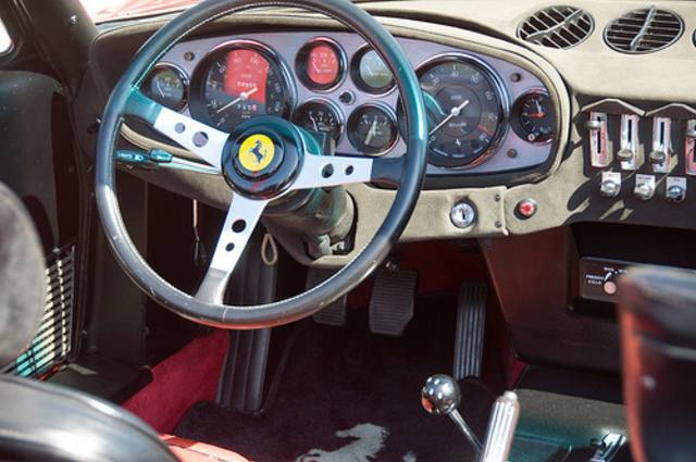 Name:  L-Ferrari-Daytona-Interior.jpg
Views: 658
Size:  48.2 KB