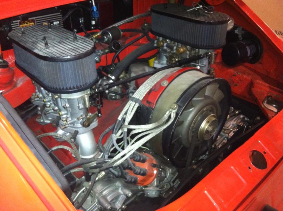 Name:  Porsche 1971 S Engine bay.jpg
Views: 529
Size:  97.1 KB