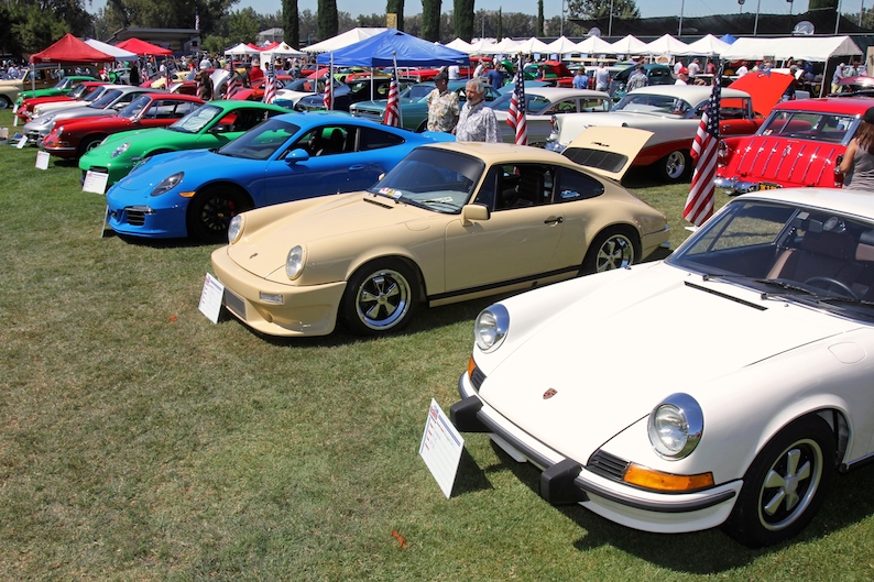 Name:  Row of 911s.jpg
Views: 157
Size:  346.8 KB