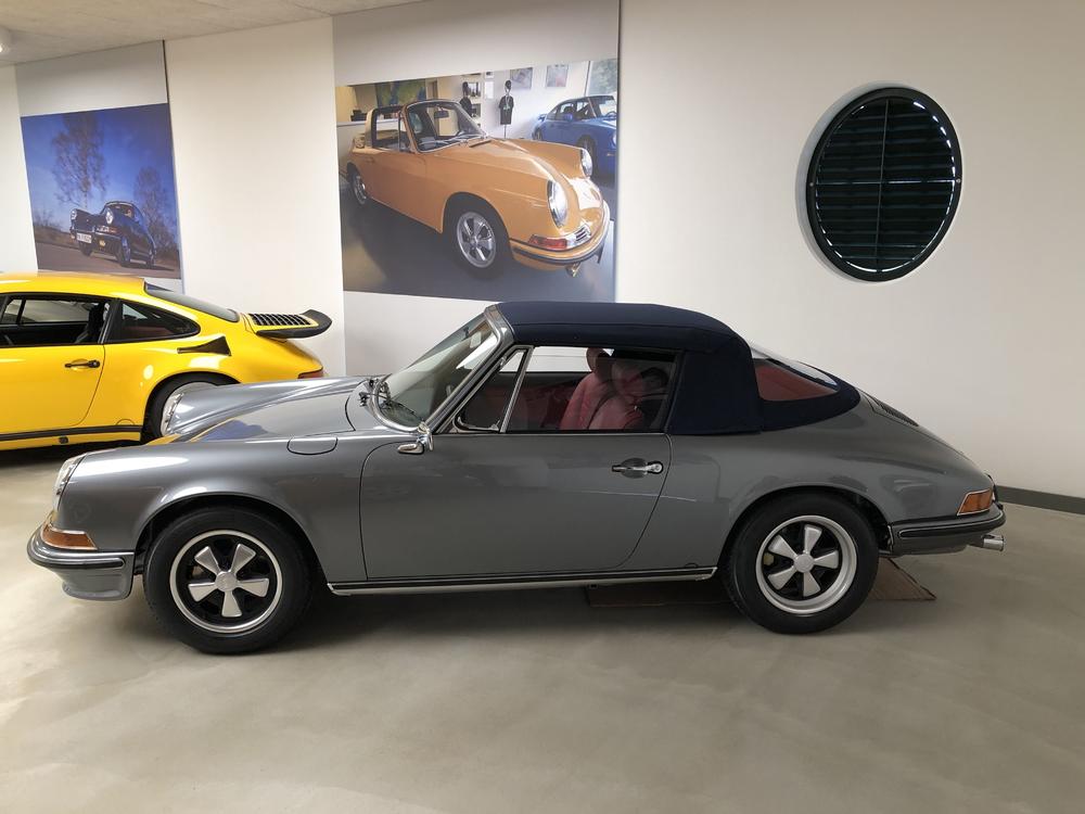Name:  RUF in the Museum2.jpg
Views: 701
Size:  69.7 KB