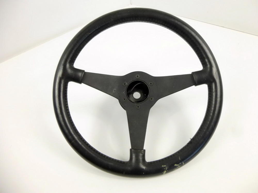 Name:  20160407 Porsche - Moto-Lita UK 365mm Racing Leather Steering Wheel 3 Spoke Solid - Photo 01a.jpg
Views: 145
Size:  42.6 KB
