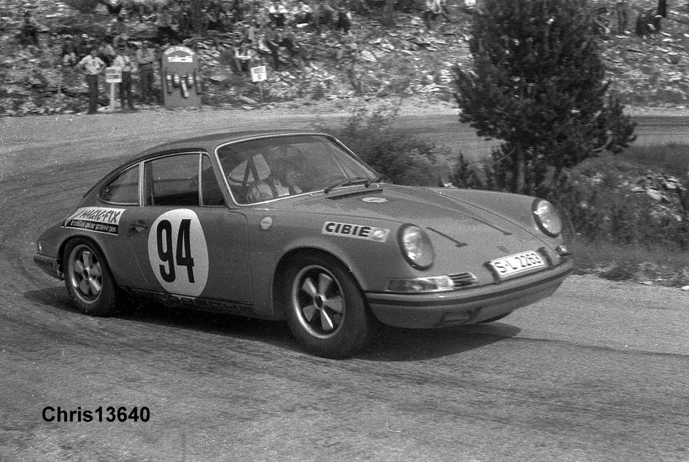 Name:  119300XX S-L 2263 Porsche 911S 1969-06-22 Mont Ventoux #94.jpg
Views: 705
Size:  135.4 KB