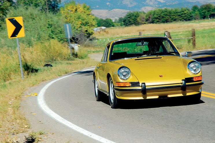 Name:  73_911T_Gold_Coupe_1.jpg
Views: 626
Size:  114.5 KB