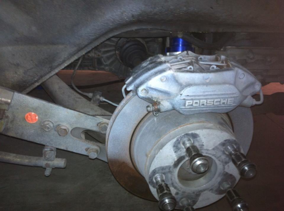 Name:  Porsche 72s rear brakes.jpg
Views: 238
Size:  59.3 KB